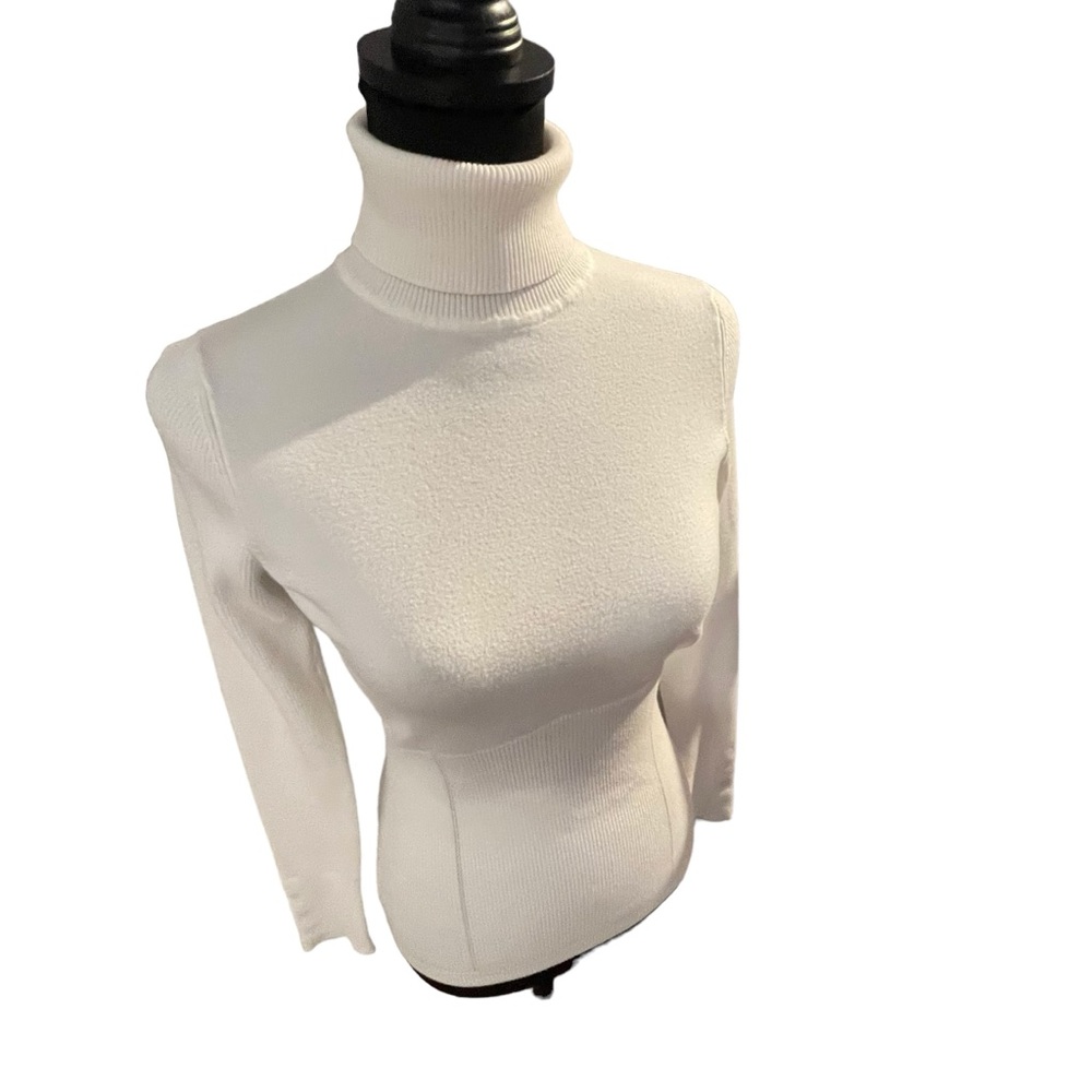 White House Black Market White Turtleneck Sweater - Picture 4 of 15